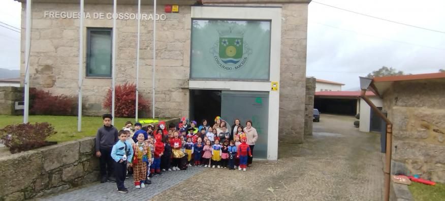 Visita de Carnaval &agrave; Junta de Freguesia 